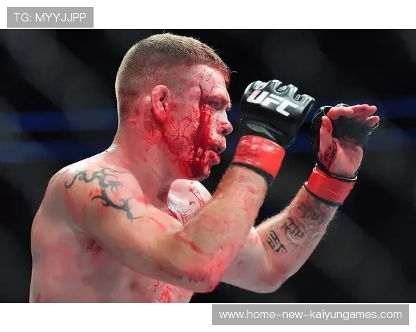 UFC精彩反转：拳手诈伤陷阱反败为胜的瞬间